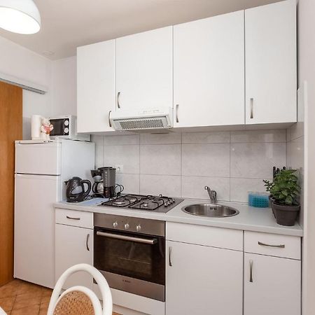 Ferienwohnung Rina B4 Poreč Exterior foto