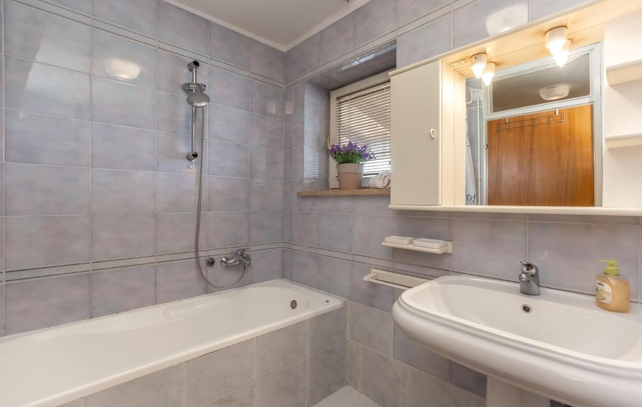 Ferienwohnung Rina B4 Poreč Exterior foto