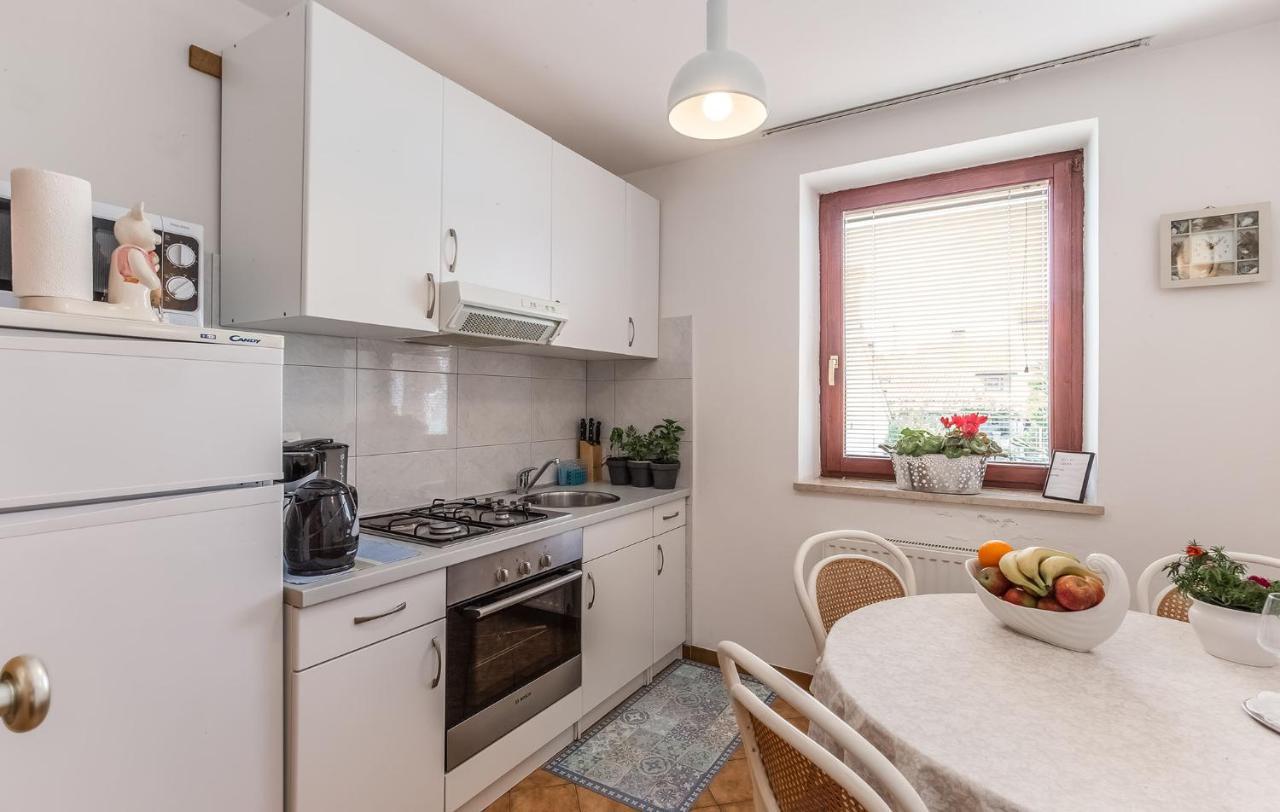 Ferienwohnung Rina B4 Poreč Exterior foto