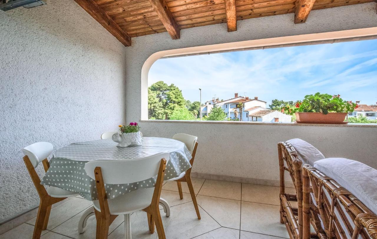 Ferienwohnung Rina B4 Poreč Exterior foto