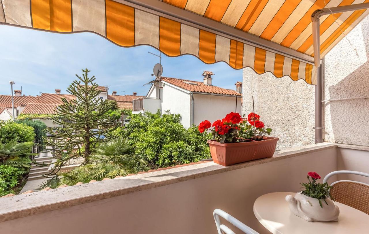 Ferienwohnung Rina B4 Poreč Exterior foto