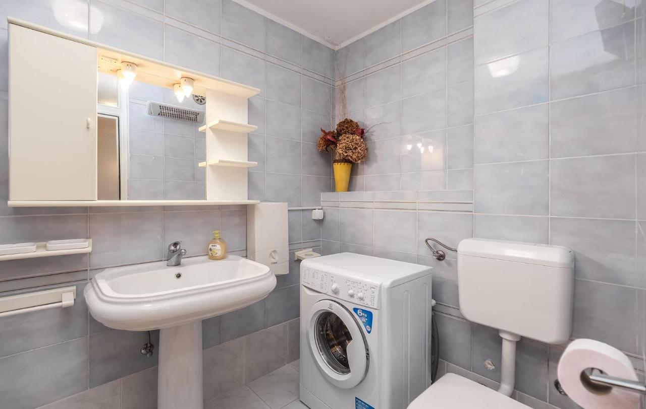 Ferienwohnung Rina B4 Poreč Exterior foto